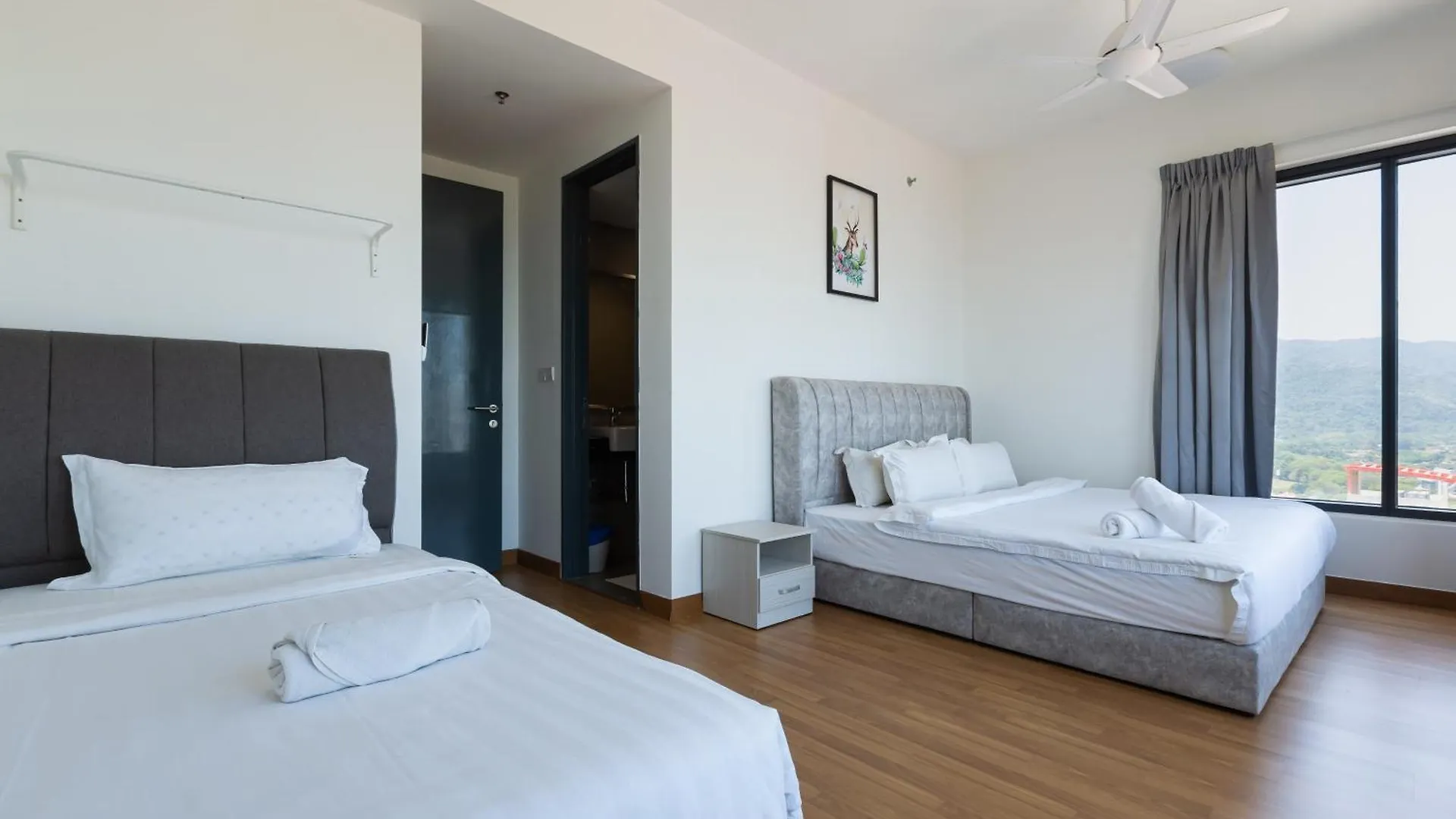 Tropicana 218 Macalister George Town