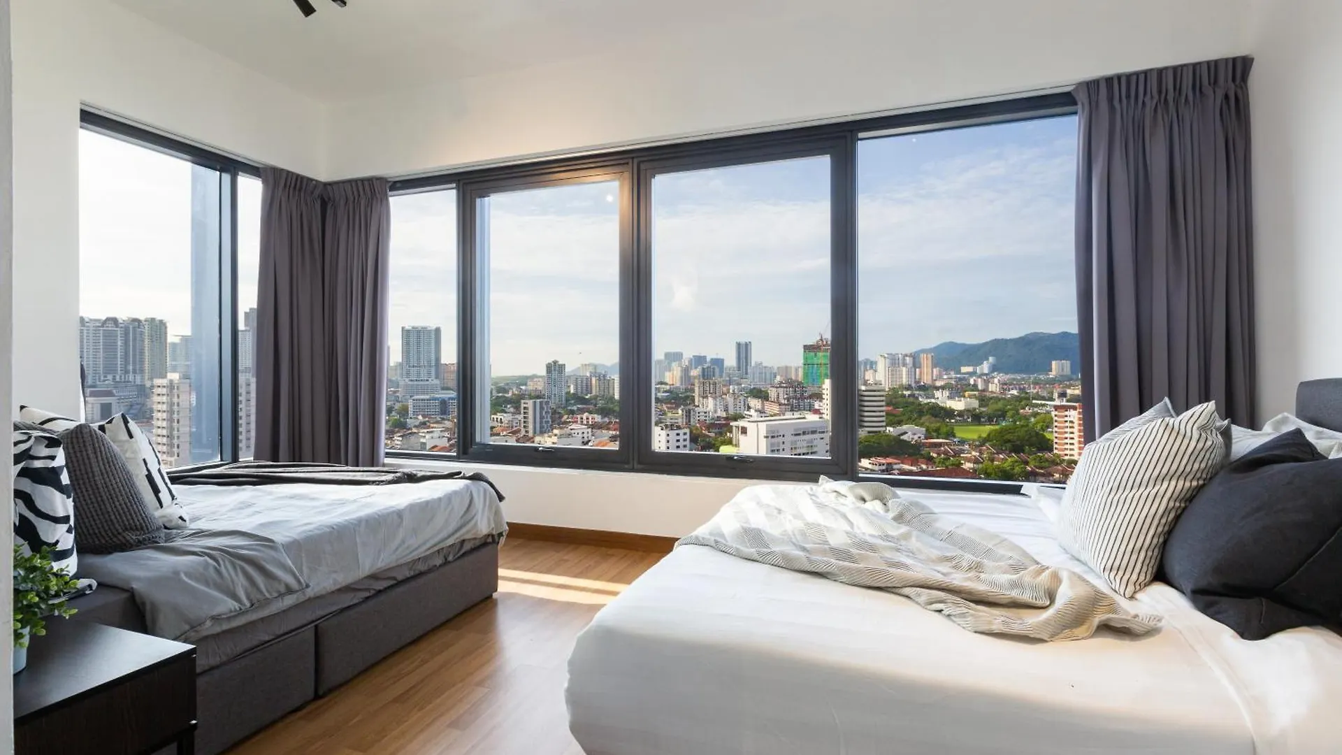 Tropicana 218 Macalister George Town Apartment